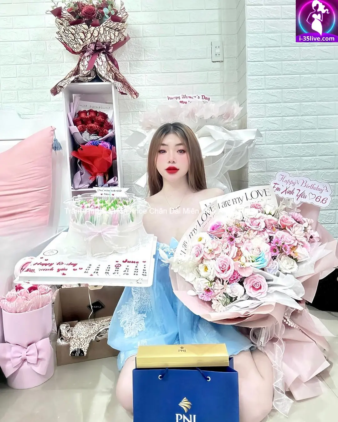 Trầm Tính Mỏ Hỗn Khoe Chân Dài Miên Man Ai Mà Không Mê 5 Trầm Tính Mỏ Hỗn Khoe Chân Dài Miên Man Ai Mà Không Mê 5